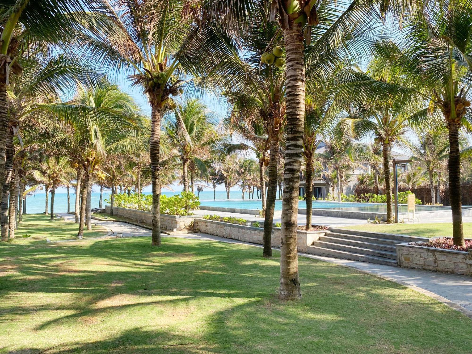Starlight Villa Beach Resort & Spa Phan Thiet Exterior foto